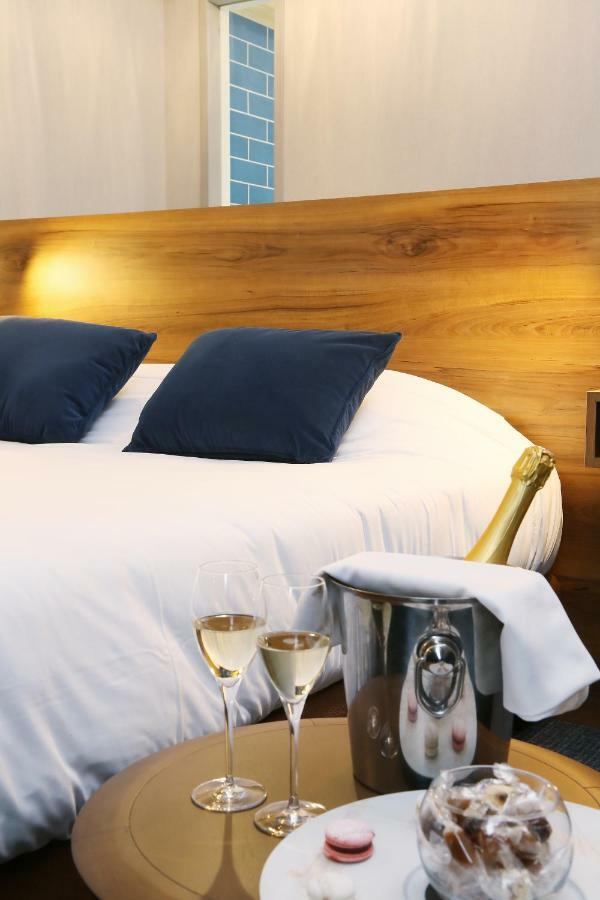 Hotel Restaurant Les Grains D'Argent Dizy - Epernay Eksteriør billede